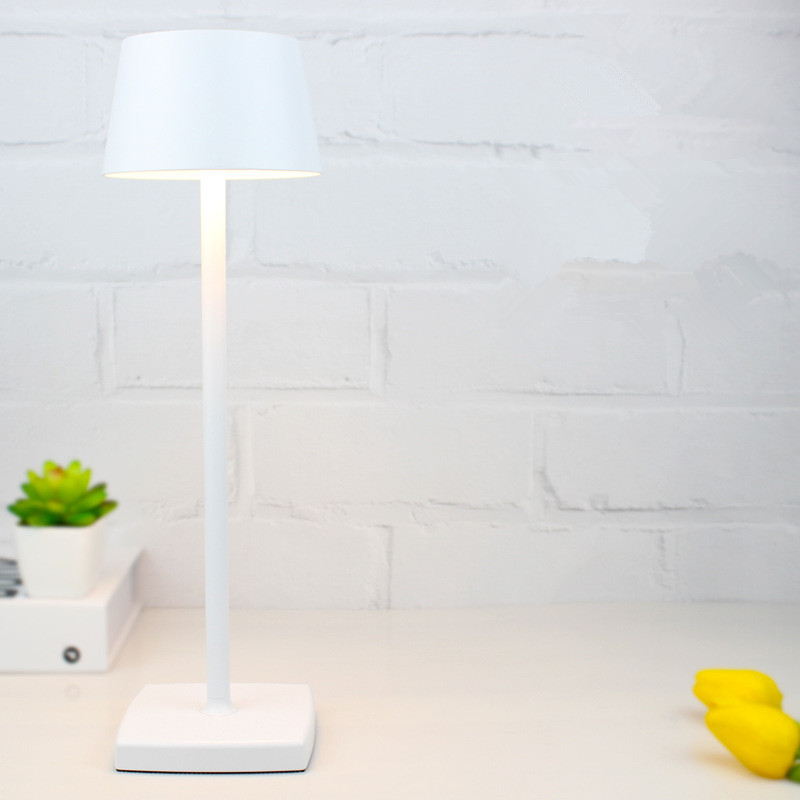 LED Aluminum Alloy Desk Lamp USB Rechargeable Table Lamps for Bar Living Room Reading Book Light