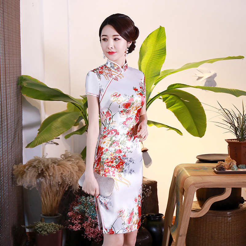 Retro Cheongsam Dress For Women Summer Short Sleeves Low Slit Skirt Large Size Stand Collar Satin Dress White LGD129 3XL
