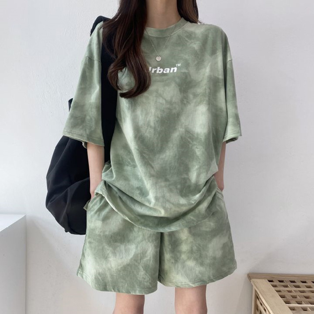 Women Tie-dye Short-sleeve Suit Round Neck Loose Top Shorts Two-piece Set Casual Outfits With Pockets green L