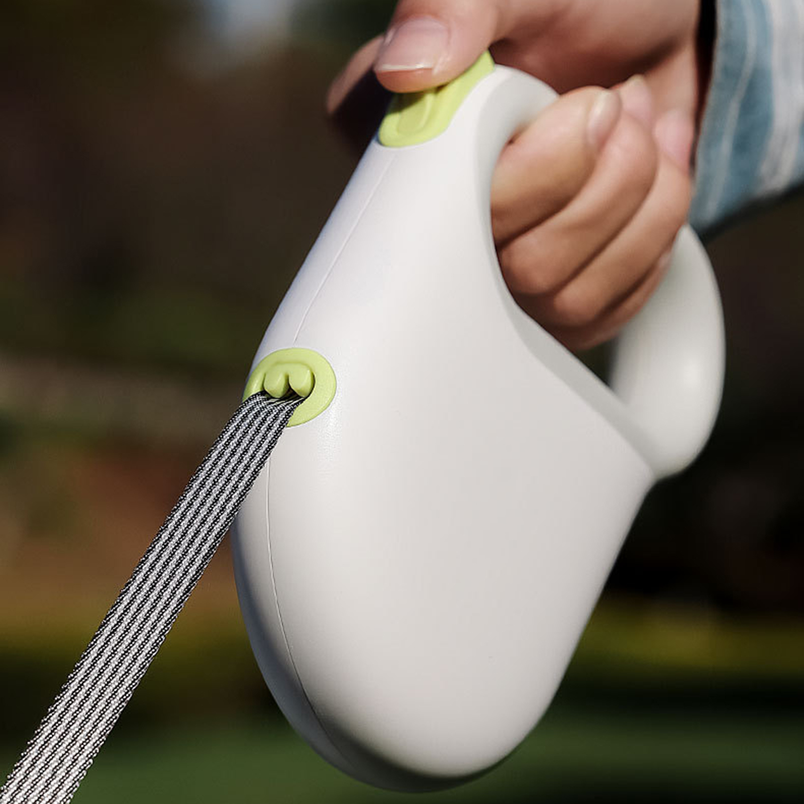 Retractable Dog Leash With Reflective Stripe W-shaped Rope Outlet Anti-friction Heavy Duty Reflective Nylon Tape Rope Durable Dog Walking Leash For Dogs White Simple color 5m traction rope