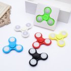 [EU Direct] LED Light Fidget Spinner Plastic Finger Tri Spinner Stress Anxiety Reducer Decompression Toys for All Ages Random Color Multicolor