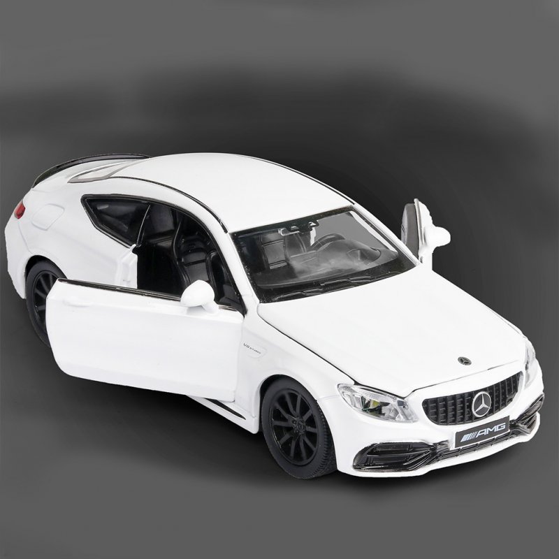 1:32 Alloy Car Model Vehicle Model Simulation Family Car Model Car Ornaments white