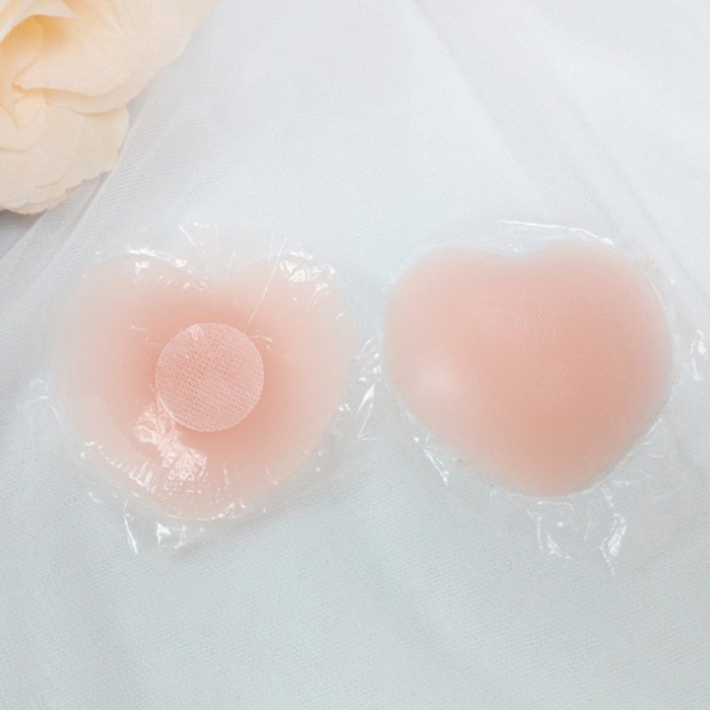 1 Pair Chest  Pad Non-woven Fabric Nipple Stick Reusable Invisible Skin Color Self Adhesive Silicone Nipple Cover Heart-shaped non-woven fabric_As shown