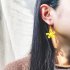 1 Pair Women Earrings Asymmetry Floral Daisy Fresh Alloy Eardrop Jewelry blue