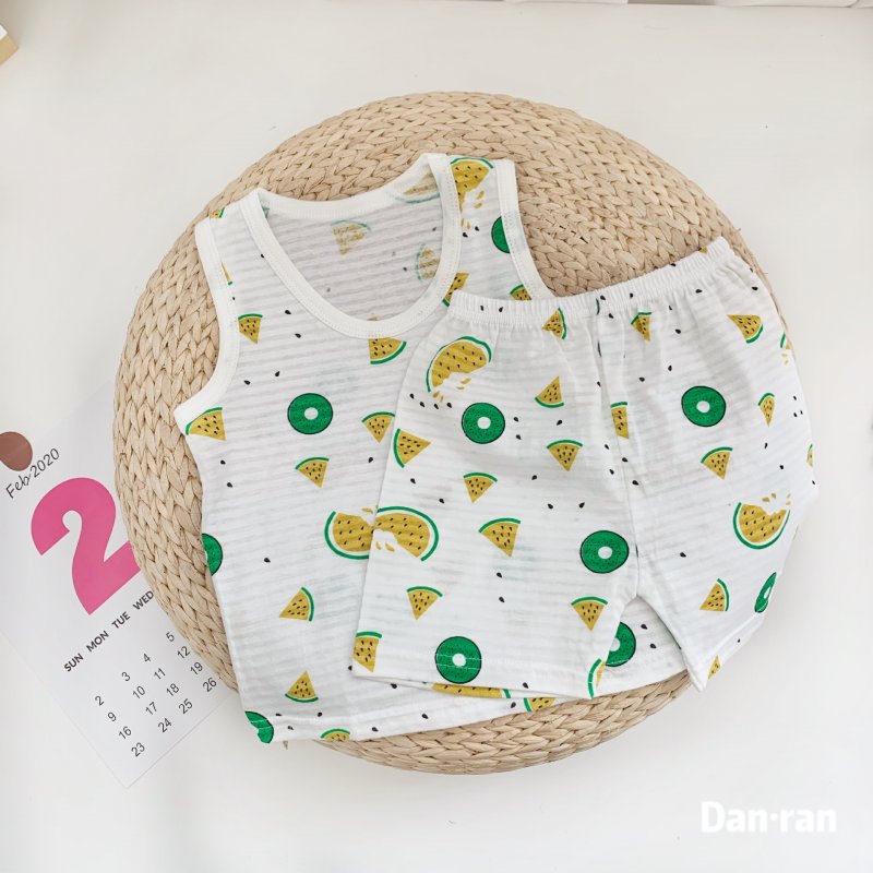 2pcs Summer Cotton Vest Suit Children Cartoon Printing Sleeveless Tank Top Shorts Suit For Boys Girls watermelon 2-3Y 100cm
