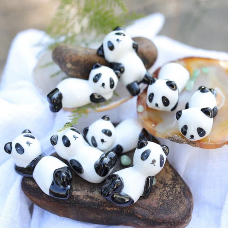 3PCS Cute Porcelain Panda Chopstick Rest Exquisite Chopstick Holder Kitchen Supplies (Random Style) 3pcs