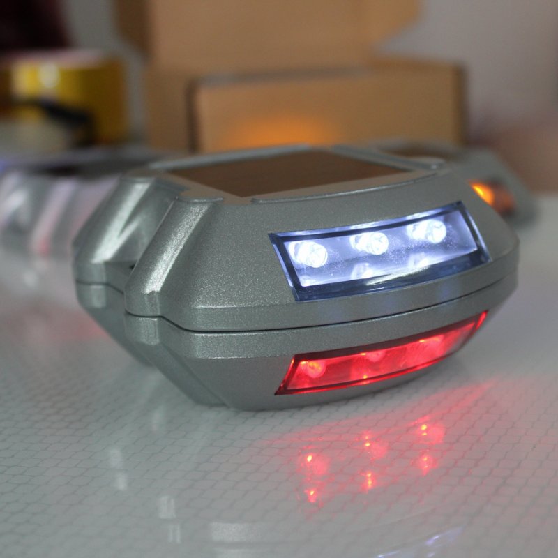 Solar Power LED Spike Light IP68  Outdoor Dri