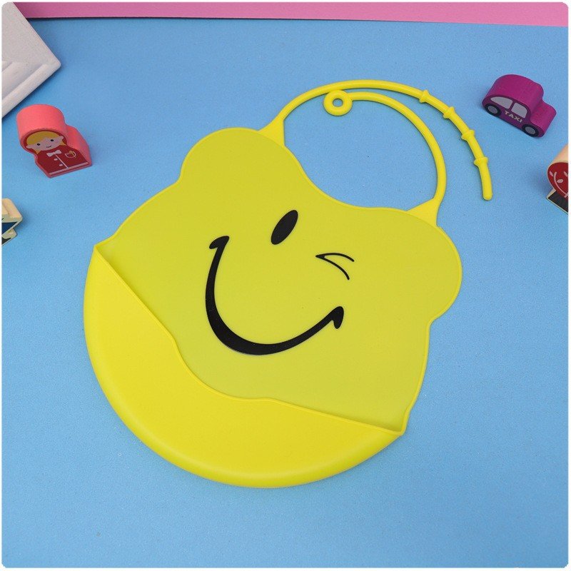 Cartoon Silicone Bib For Baby Adjustable Waterproof Leak-proof Feeding Bib Children Aprons For Eating Meal yellow smile face 18 x 19.5cm