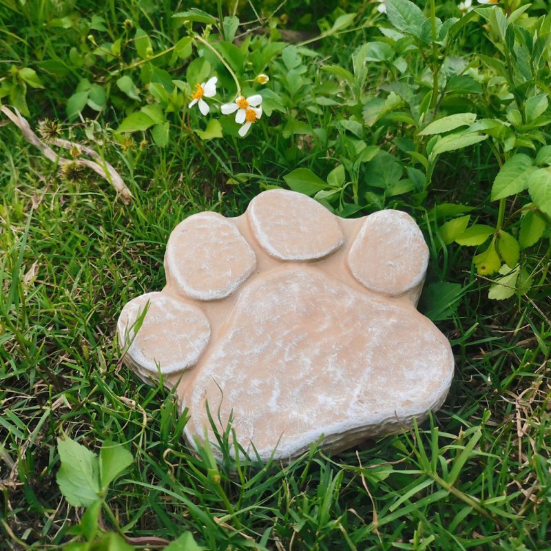 Outdoor Resin Pawprint Remembrance Tombstone With 4x3 Inch Personalized Picture Frame Pet Memorial Gifts For Lawn Backyard Courtyard gray product without words