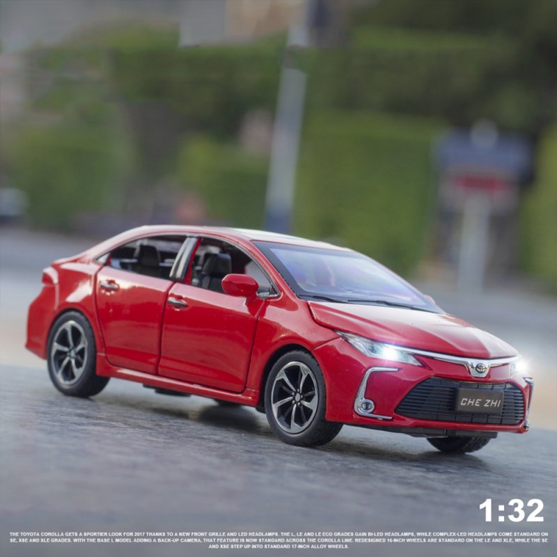 Exquisite Alloy Simulation 1:32 Toyota Corolla Family Car  Model  Decoration Sound Light Force Control Children Pull-back Car Toy 