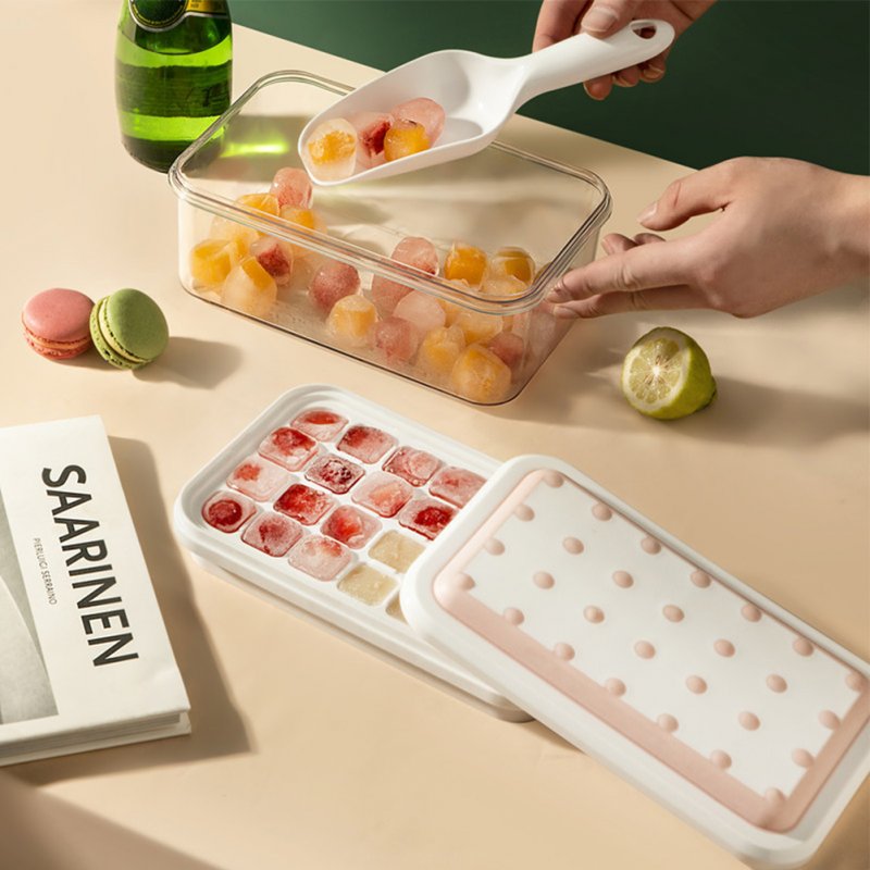Multi-purpose Ice Cube Tray With Lid Large Capacity Food-grade Silicone Ice Cube Moulds With 28 Compartments light gray single layer